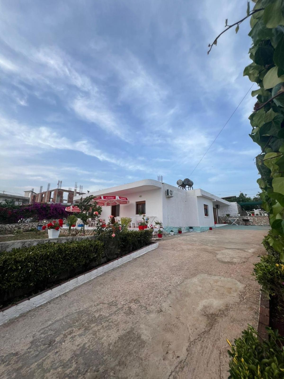 Teo Apartment ساراندا المظهر الخارجي الصورة